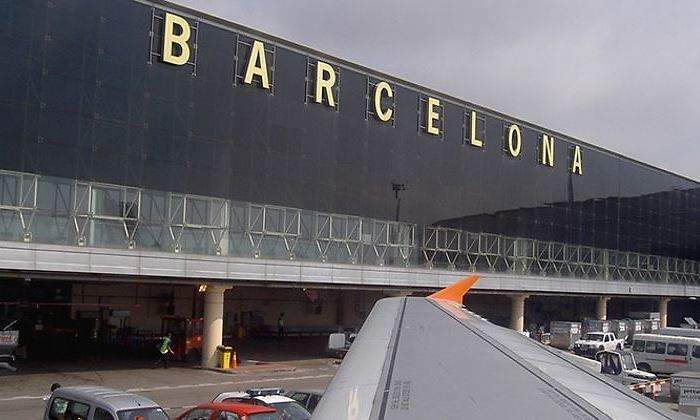 700x420_aeropuerto-prat-barcelona-770.jpg