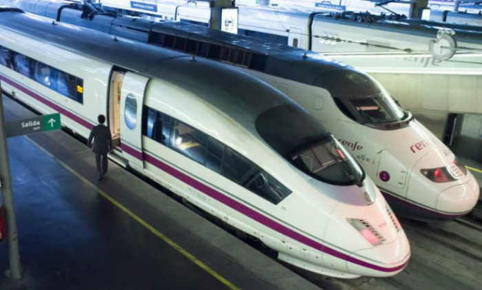 renfe-trenes-ave.jpg