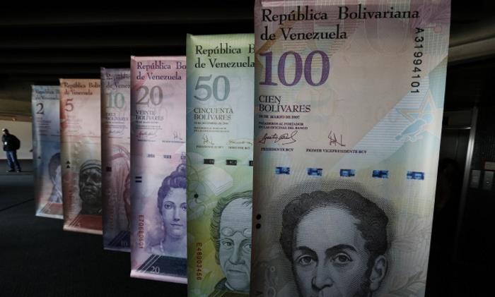 bolivar-venezuela-replica-700.jpg