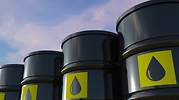 Cuánto espacio queda para el petróleo en el mundo:  tanques, oleoductos, cavernas subterráneas...
