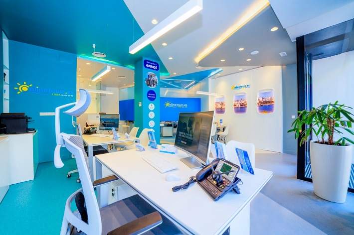 Tienda-Onlinetours-y-Evelop2-1.jpg