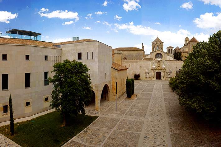 Hostatgeria-de-Poblet.jpg
