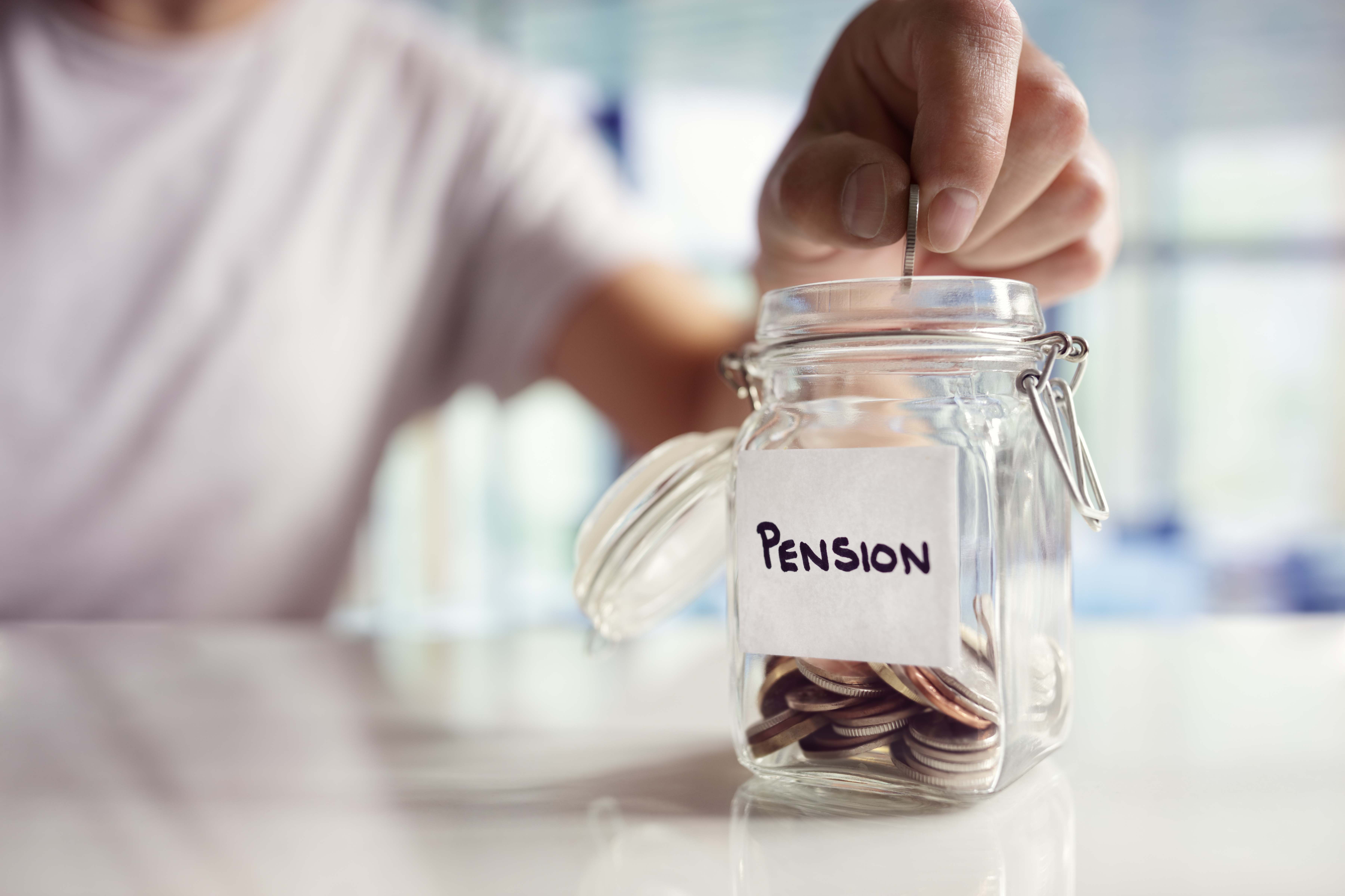 Ahorro para pensiones a largo plazo. EE