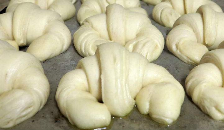 cruasanes-francia-mantequilla.jpg