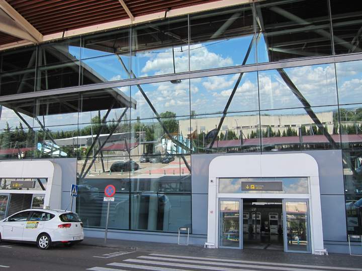 aeropuertozaragozasubir