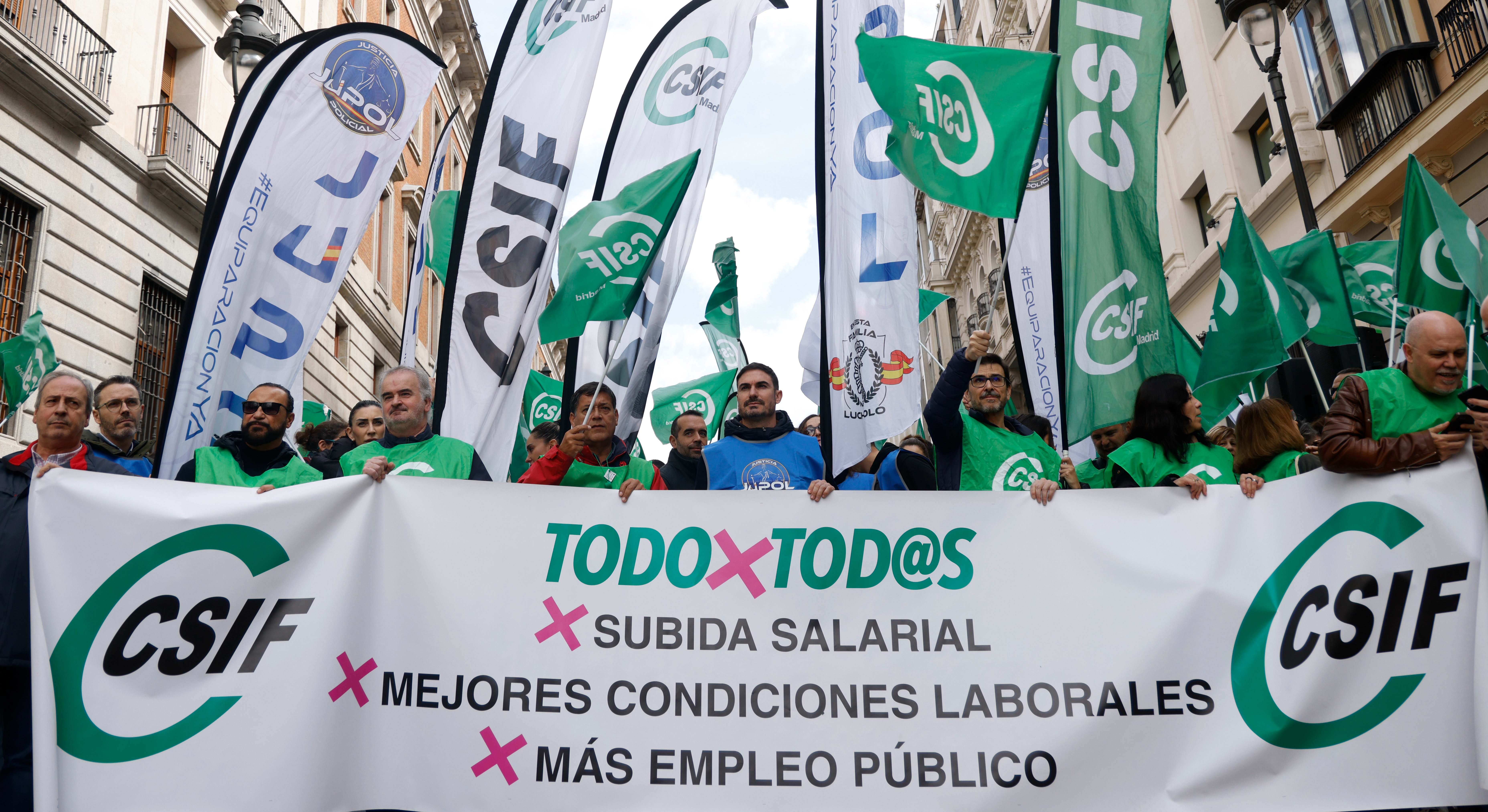Manifestación encabezada por CSIF
