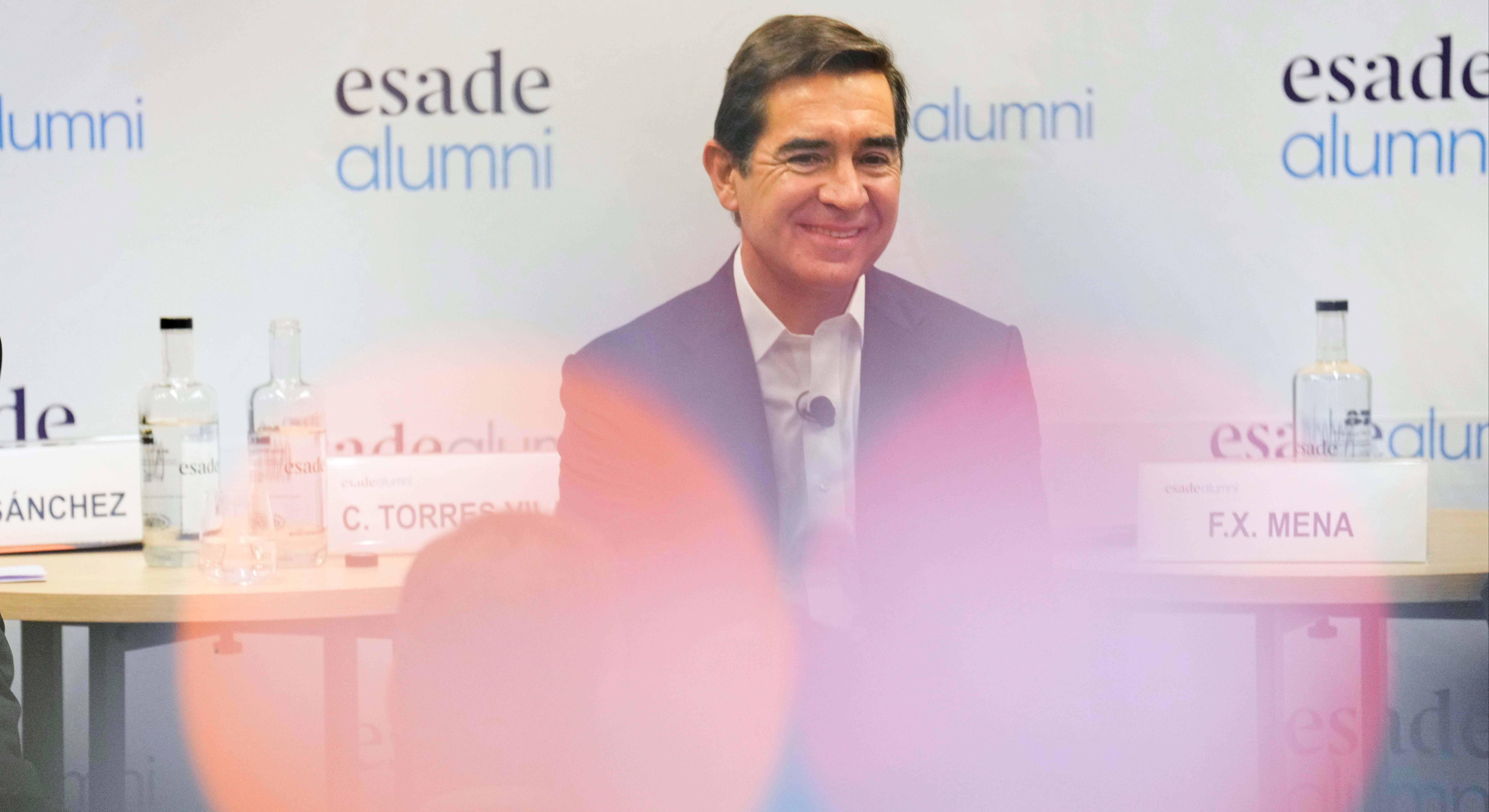 Carlos Torres, presidente de BBVA, durante su intervención en Esade. EFE