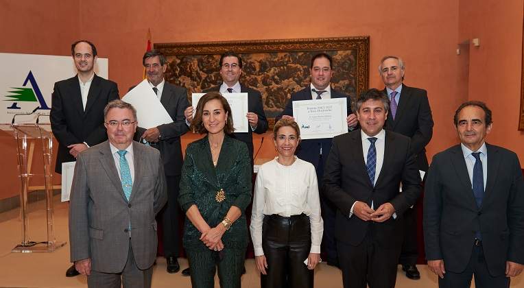 Premios-ANCI_-Foto-familia-min.jpg