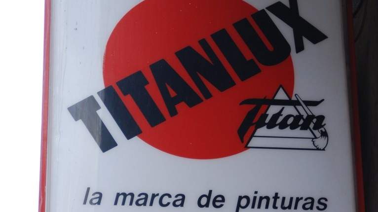 titanlux.jpg