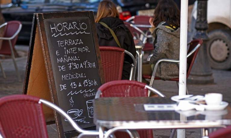 bares-horarios-moreno.jpg