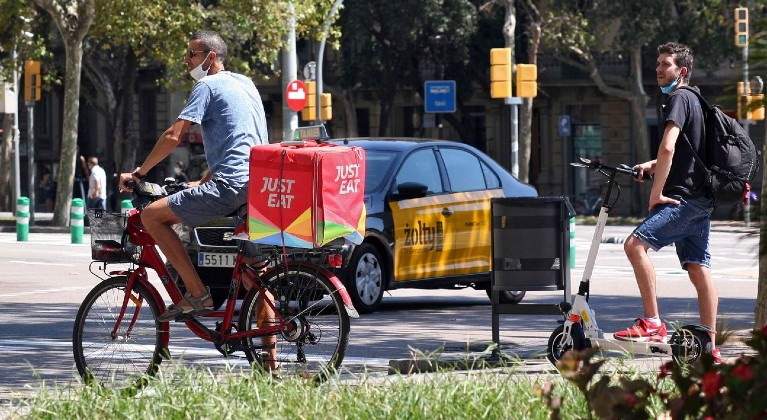 DELIVERY-JUST-EAT-moreno.jpg