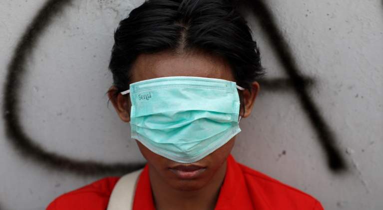 coronavirus-mascarilla-nino-indonesia-reuters.jpg