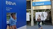 ¿Cómo afectará una posible fusión de BBVA y Sabadell a sus clientes?