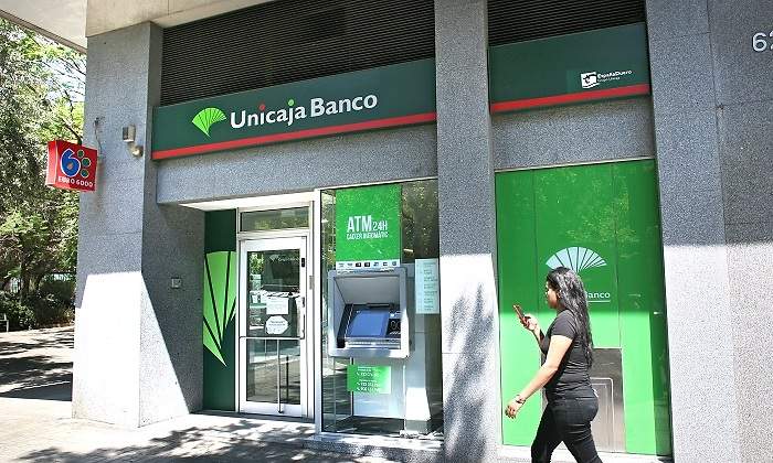 unicaja-oficina.jpg