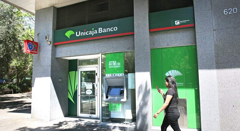 unicaja-oficina.jpg