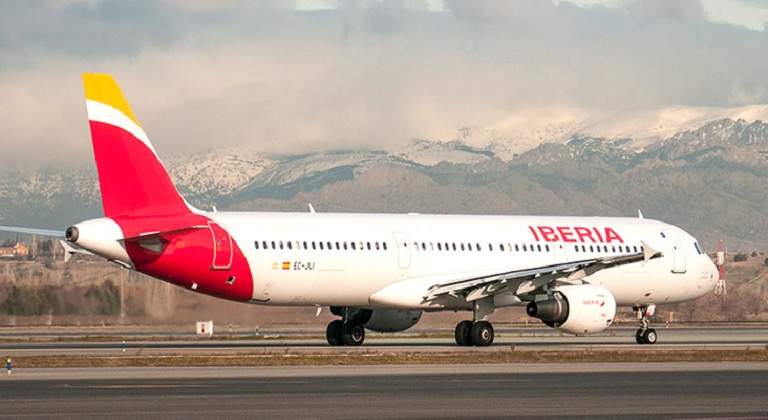 Iberia-A321.jpg