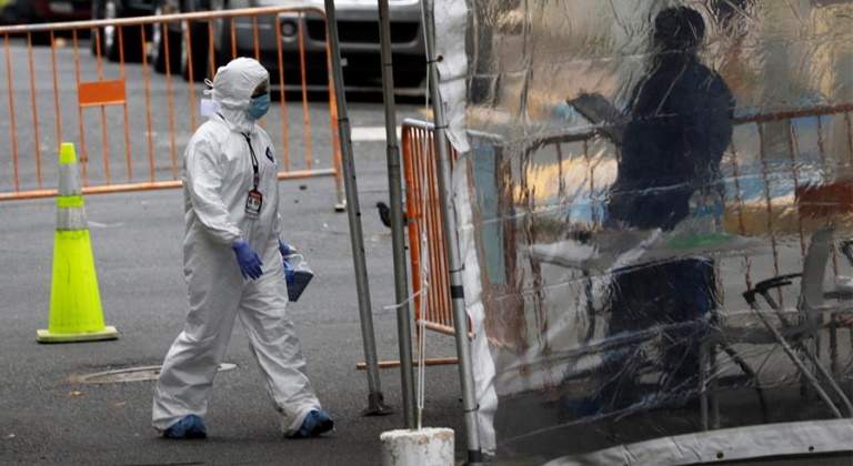 coronavirus-sanitarios-pruebas-reuters.jpg