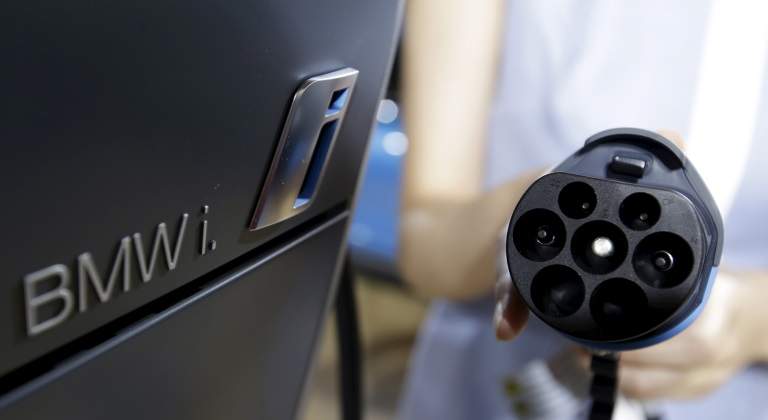 bmw-electric-vehicole.jpg
