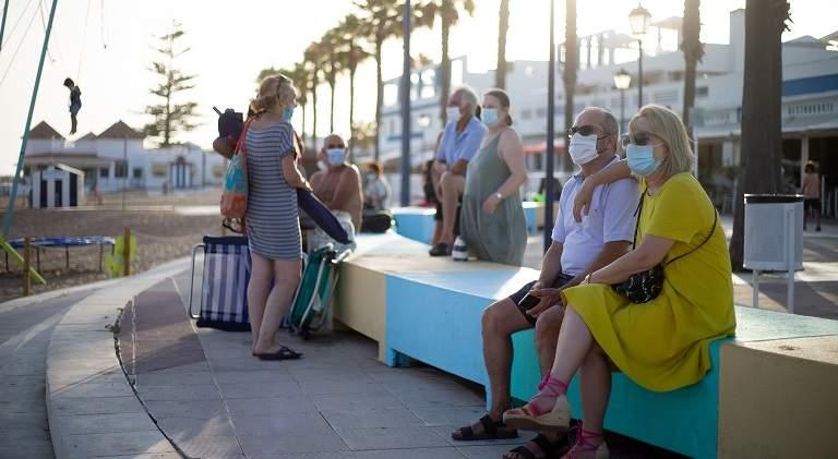 familias-playa.jpg
