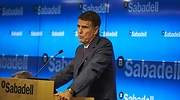 Guardiola (Sabadell) defiende que esta crisis pilla al banco con los deberes hechos