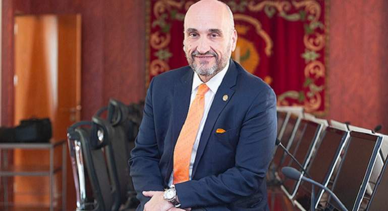 Fernando-J-Santiago-Gestores.jpg