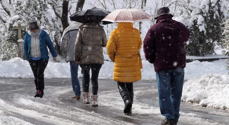 nieve-gente-galicia-efe.jpg