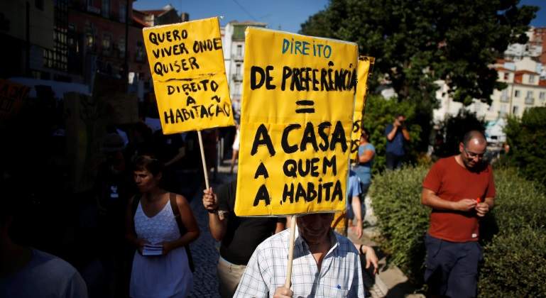 manifestacion-lisboa-vivienda.jpg