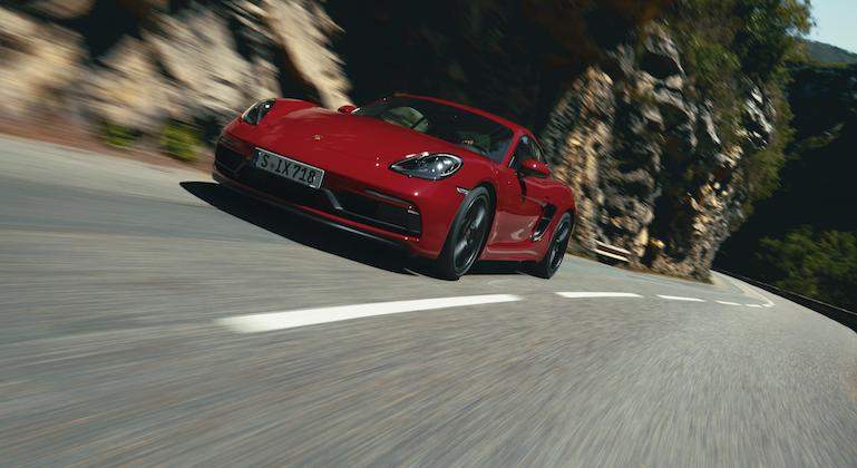porsche-718-gts-4.0-2020-01.jpg