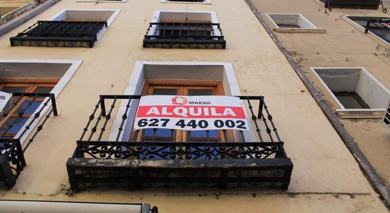 alquiler-balcon-letrero-ep.jpg