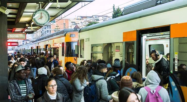 Rodalies-Sant-Feliu-de-Llobregat-2.jpg
