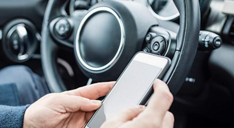 movil-volante-accidente-2019.jpg