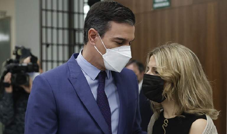 Pedro-Sanchez-y-Yolanda-Diaz.jpg