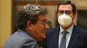 Los empresarios rechazan la subida de cotizaciones sociales para pagar pensiones que plantea Escrivá