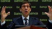 Bankia se abre a explorar una fusión tras reducir un 64% su beneficio