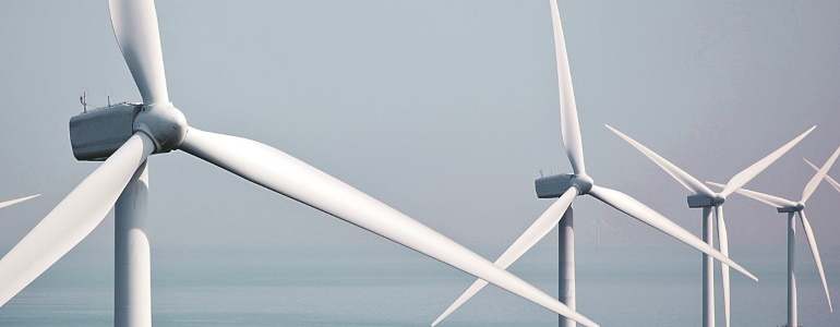 energias-renovables-eolica-aerogeneradores-marinos-offshore-770x300.jpg