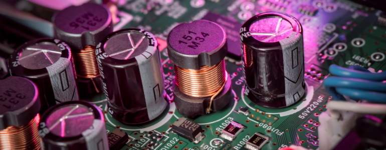 chip-semiconductores-dreamstime-770x300.jpg