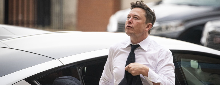 elon-musk-cabeza-alta-julio2021-bloomberg-770x300.jpg