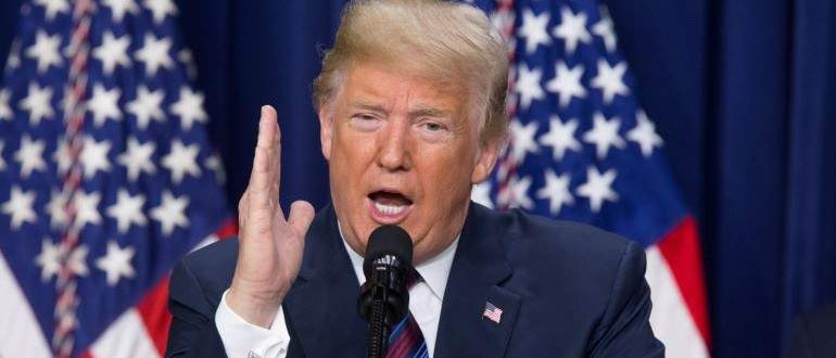 Trump-mano-frente-EFE-1.jpg