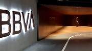 BBVA se aprovecha del acuerdo México-Pfizer para ratificar en bolsa su ventaja sobre Santander