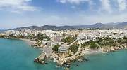 Ocho pueblos españoles con playa para disfrutar del turismo nacional este verano