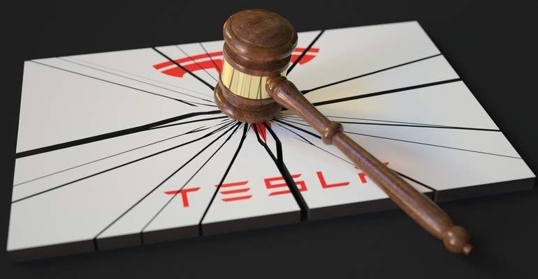 tesla-dreamstime.jpg