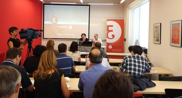 ColegioEconomistasEkonometroJun17CLO770.jpg