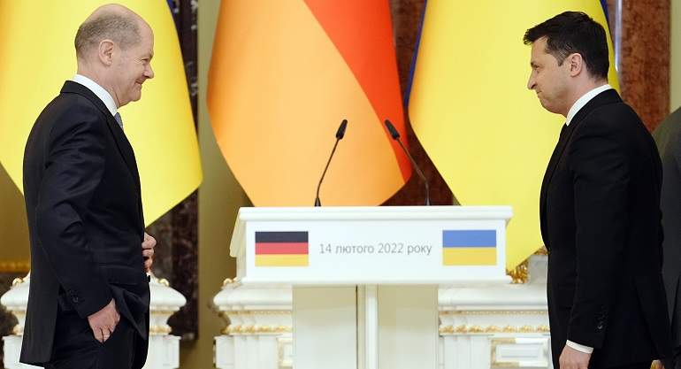 EuropaPress_4252782_14_february_2022_ukraine_kiev_ukrainian_president_volodymyr_zelensky_and-1.jpg