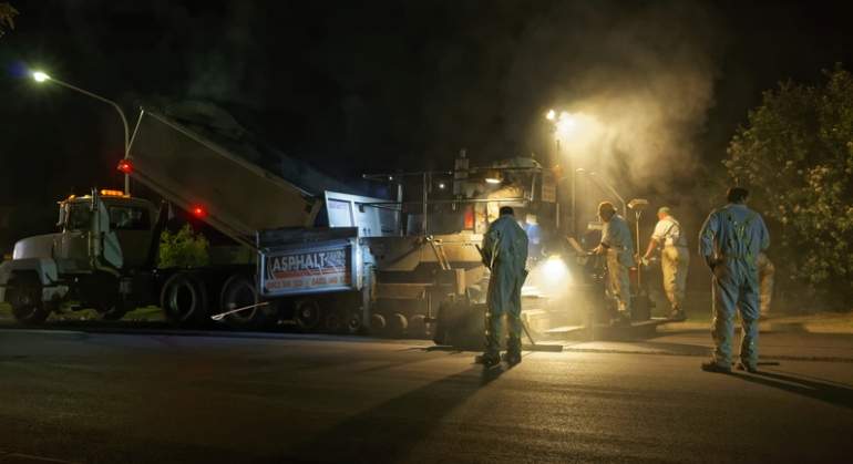 trabajadores-obreros-noche-dreams.jpg