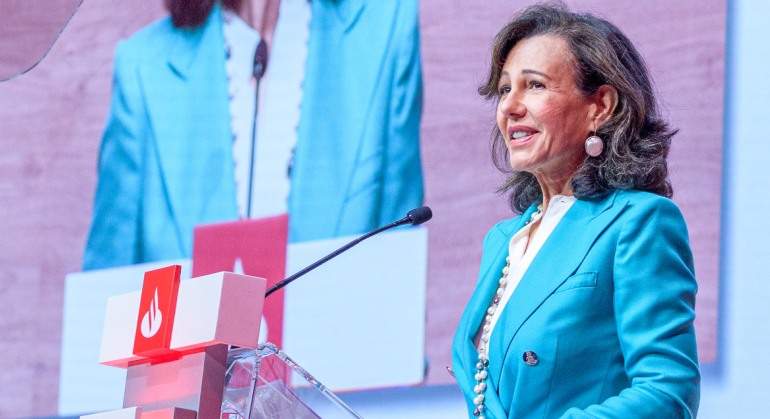La presidenta del Santander Ana Botn