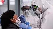 ¿Pandemia o sindemia? The Lancet advierte de que estamos tratando el coronavirus de un modo menos efectivo