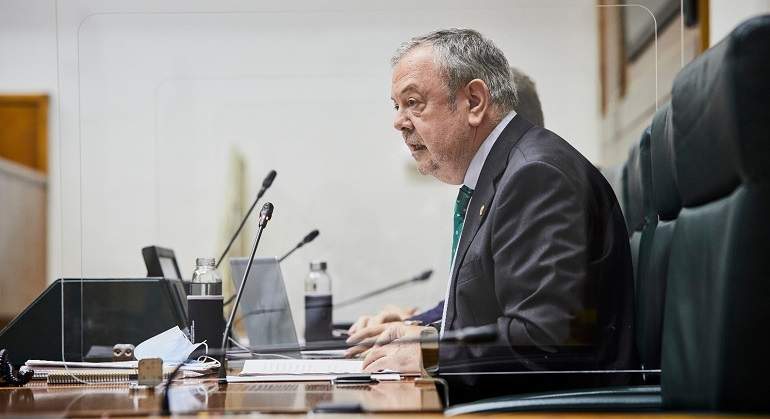 azpiazu-parlamento-770.jpg