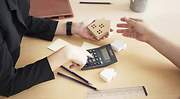 cuentas-calculadora-hipoteca-prestamo-dreamstime.jpg
