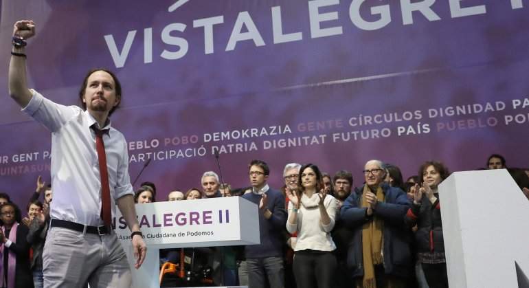 pablo-iglesias-vistalegre-triunfa-efe.jpg