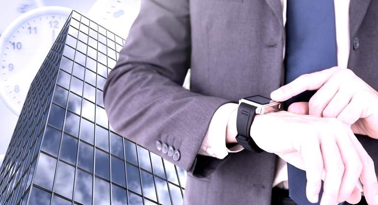 reloj-cambio-hora-empresario-dreams.jpg